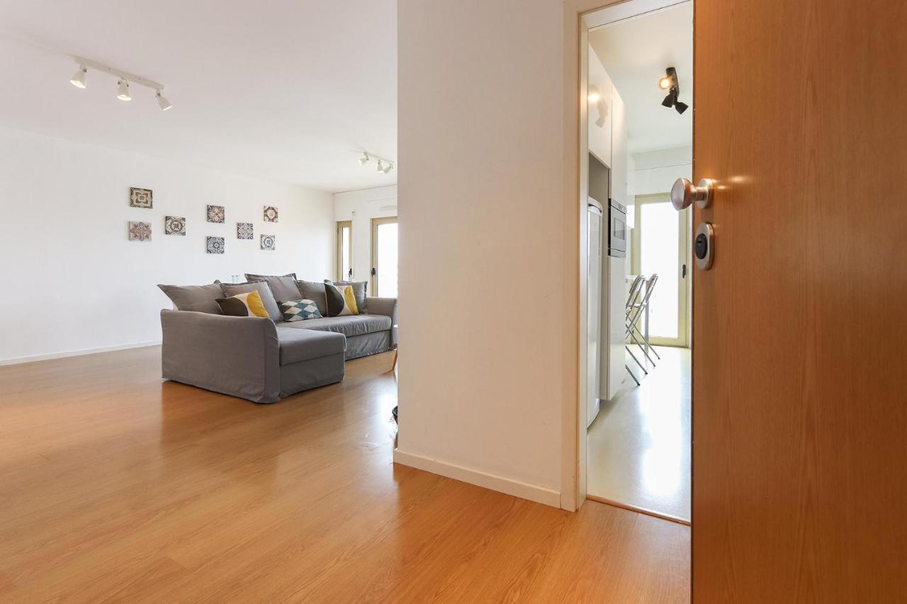 Modern & Bright Avenidas Novas By Homing Lisbona Esterno foto